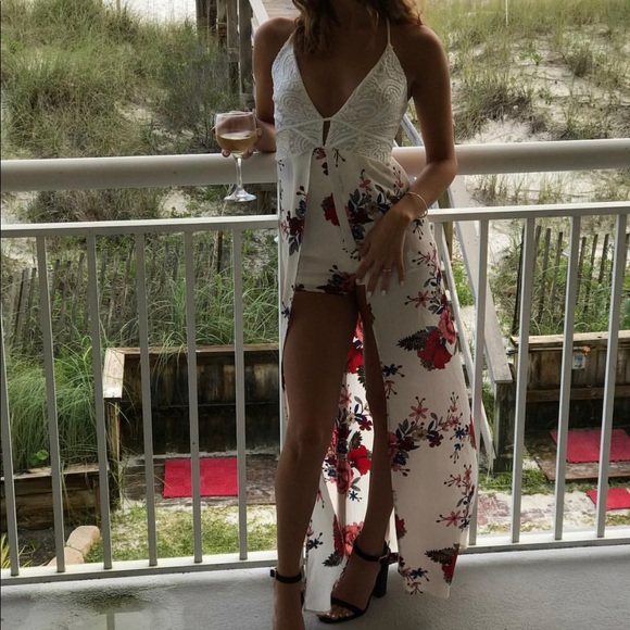 Clothes all under $15! Barely used - Picture 6 of 8